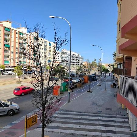 Piso Cerca Universidades Y Playa Valencia Exterior photo
